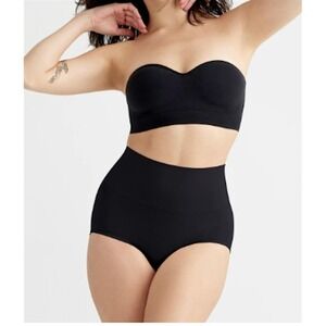 NWT Yummie Tummie S/M Ultralight Shaped Girl Shorts YT5-169 Black 121684